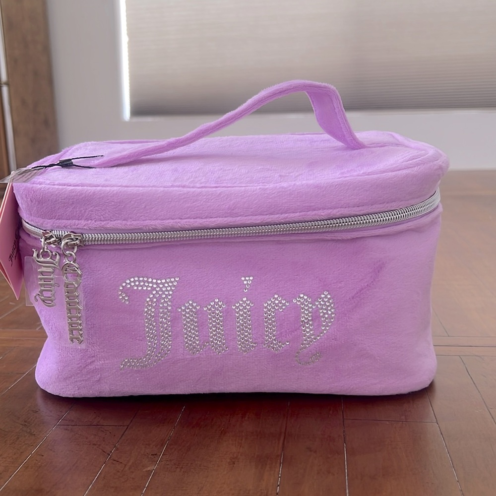 Juicy Couture diamond Lavender logo Travel Cosmetic Bag. Apothecary bottle.NWT